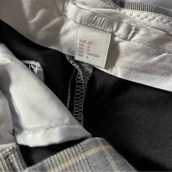 H&M Gray Plaid Slacks Regular Waist Ankle Length - Picture 4 of 5